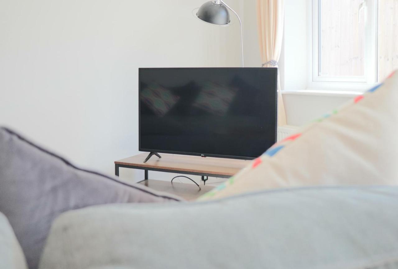 Wester-Moor Comfy Modern House In Barnstaple By Staystay Com ภายนอก รูปภาพ
